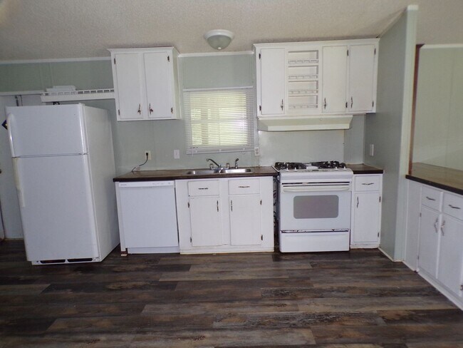 Photo - 2255 Fairfax Bypass