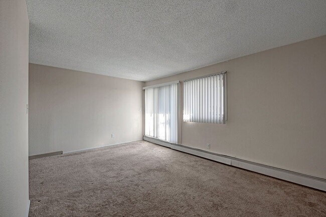 Photo - Cedar Gardens