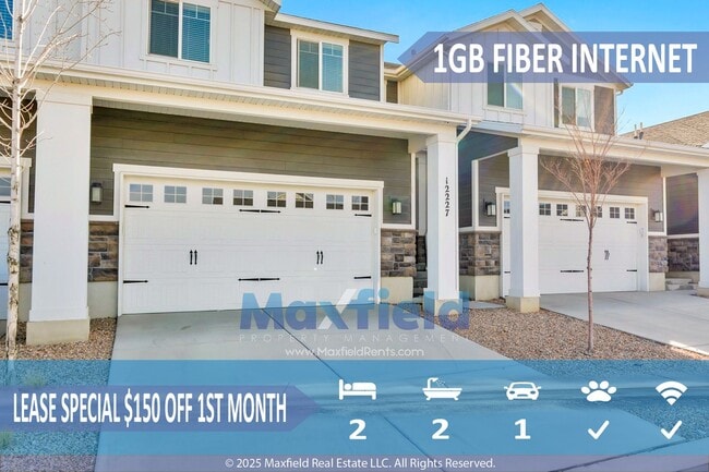 Building Photo - Townhouse Draper - 3 BD 2.5 BA 2 GA - 2250 Square Feet - New Carpet