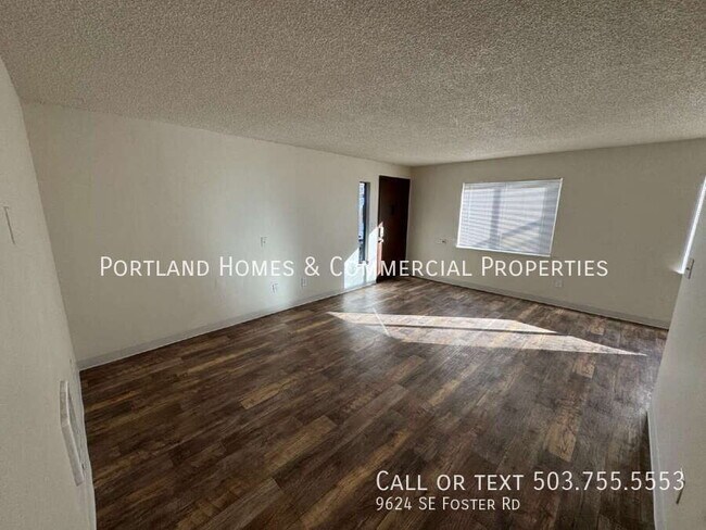 Photo - 9624 SE Foster Rd