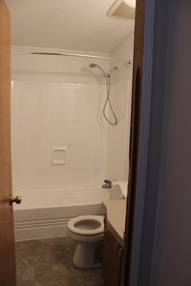 Photo - 355 E Kipp Ave