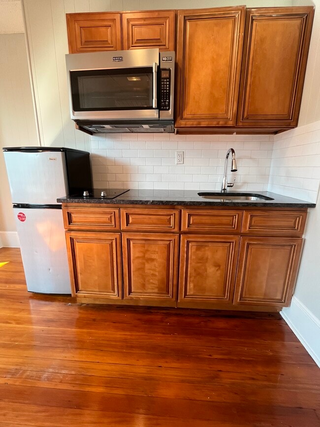 Photo - 870 Beacon St Unidad 115