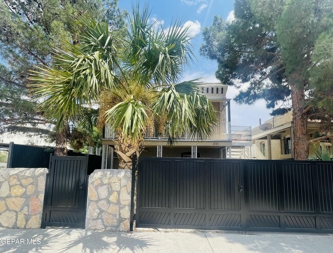 Photo - 1026 Myrtle Ave