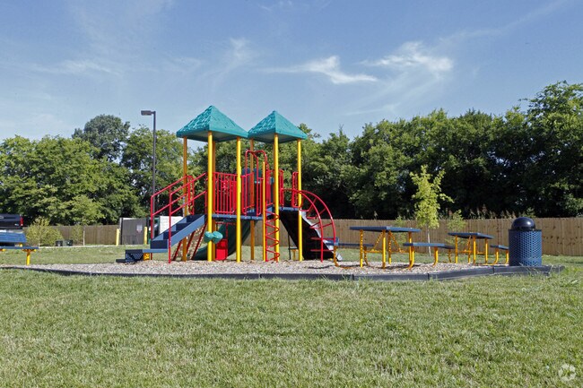 Photo - Needmore Place