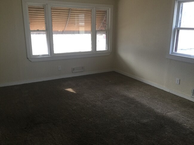 Photo - 5848-50 N 64th St Unit 5848-lower