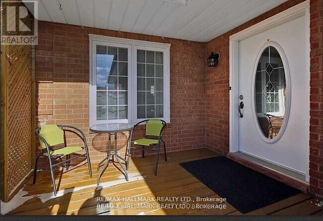 Photo - 71 Ecclestone Dr