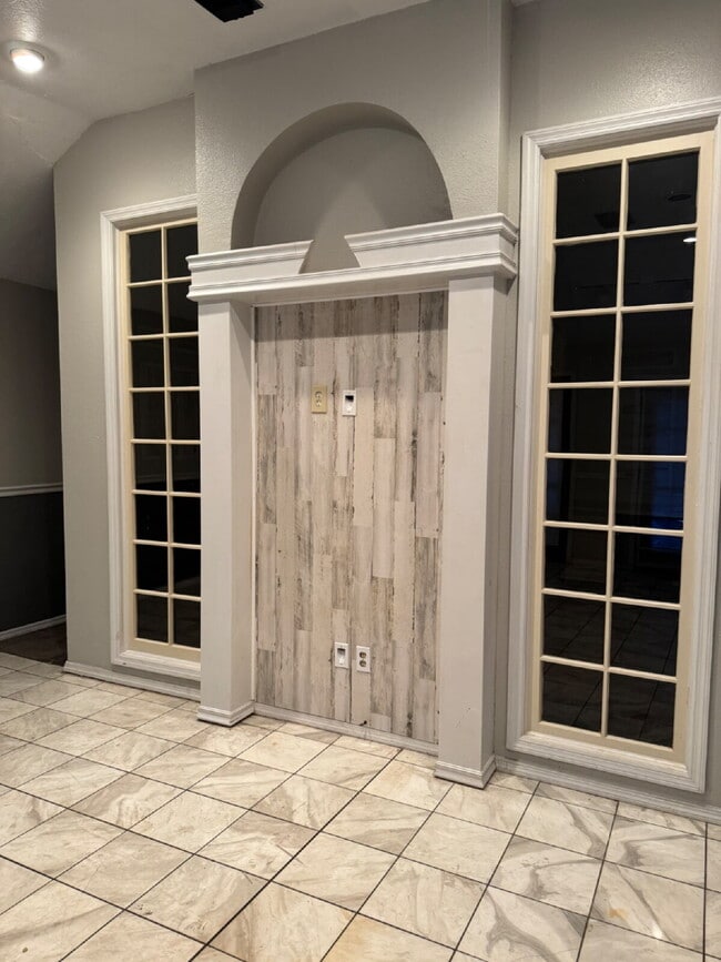 Photo - "Spacious 3-Bedroom Oasis with 2 Full Bath...