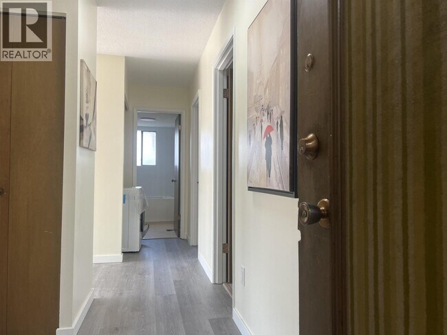 3481 Sefton St Unit 101