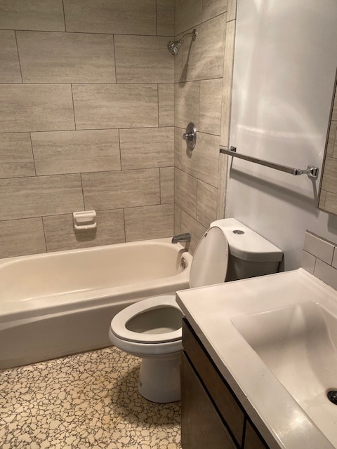 Bath - 20667 Antrim Dr Unit #3
