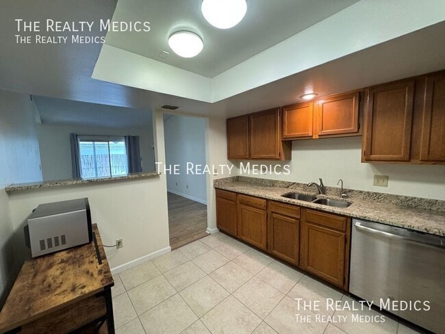 1184 Mapimi Ct