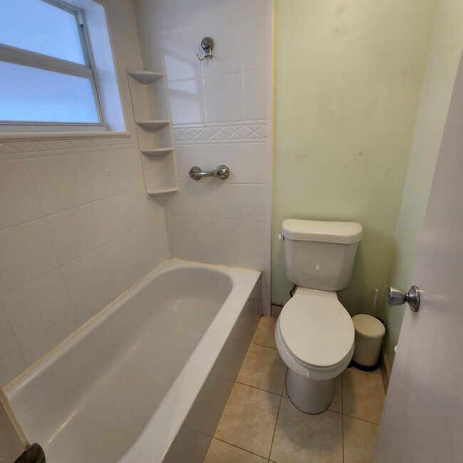 Photo - 9430 Poinciana Pl Unit 305