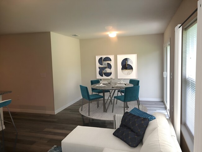 Photo - 39 Underwood Trl