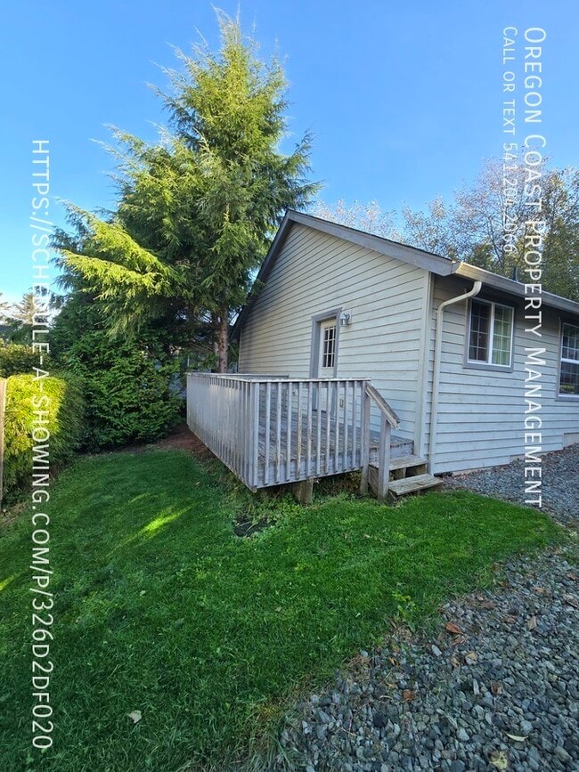 Photo - 135 S Quadrant St