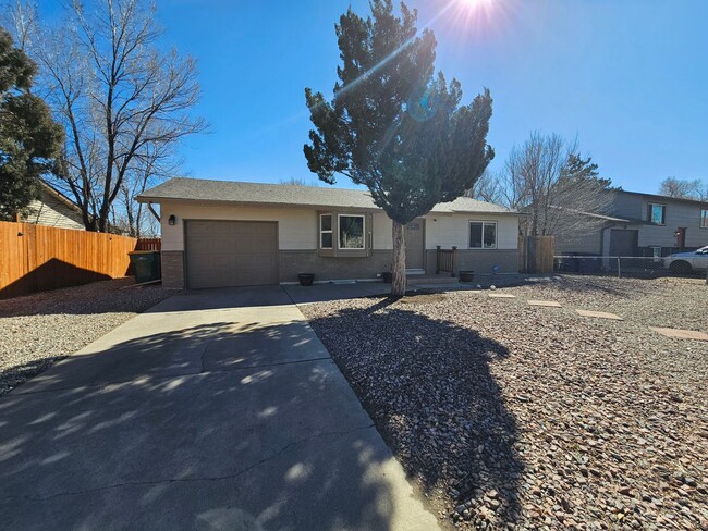 Photo - Comfortable 4 bed, 2 bath home in 80906!