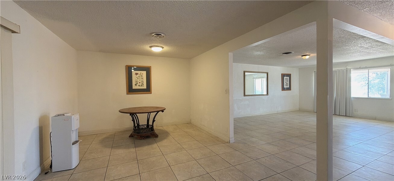 Photo - 4712 W Rip Van Winkle Ln