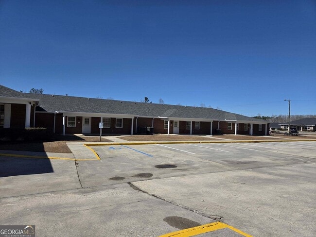 Photo - 311 Jerriel St