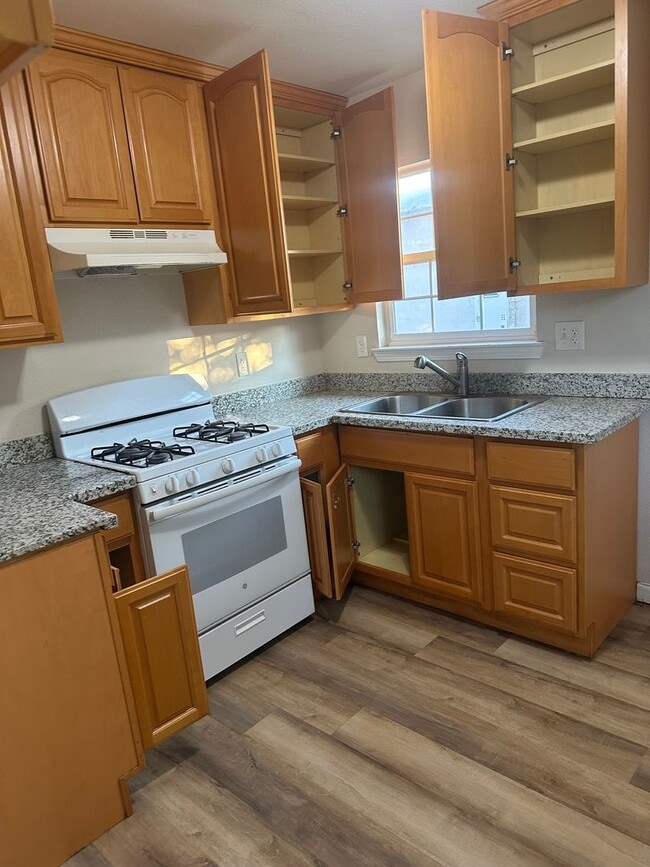 Building Photo - JJAC, LLC Properties 198 Unit C Rental