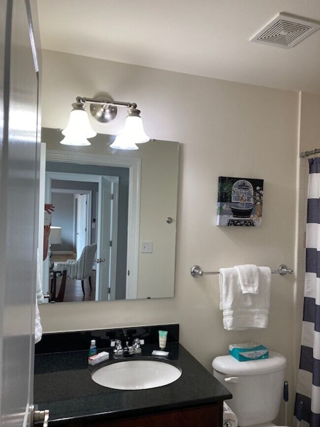 Photo - Riverside on the James - Two bedroom Condo Unidad 503