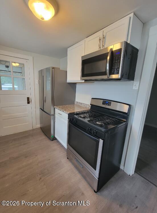 Photo - 166 E State St