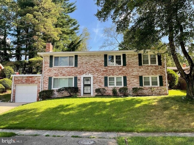 Photo - 5103 Acorn Dr House