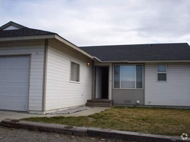 Building Photo - C507 Unit a Rental