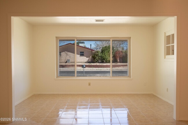 Photo - 3102 Hillsdale St