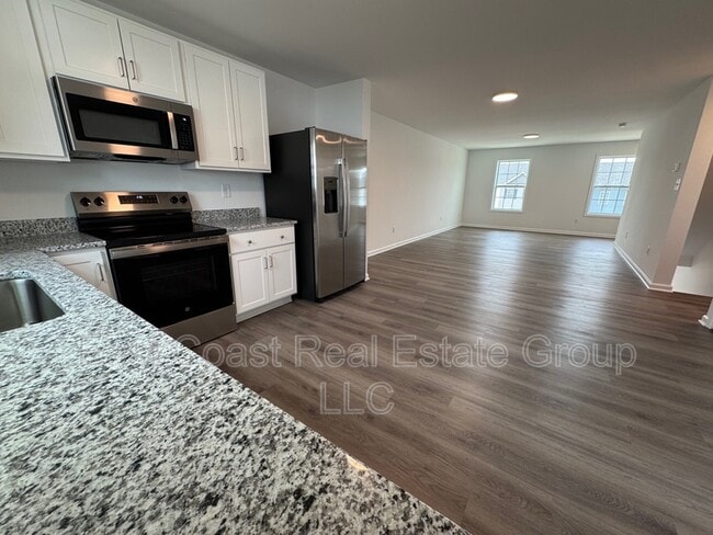 Photo - 56 Snowdrop Ct