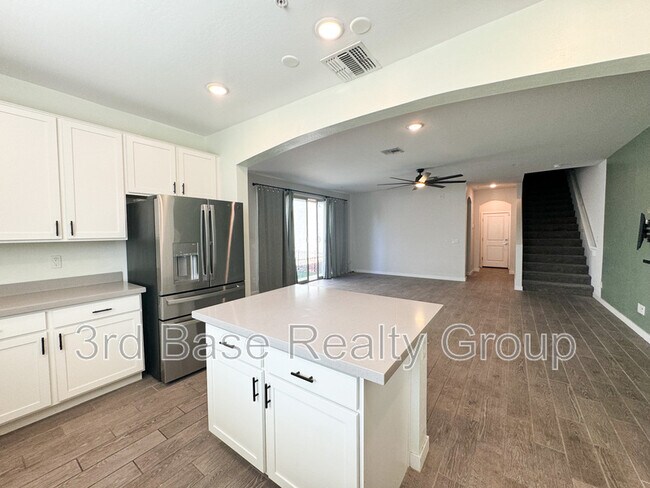 Photo - 1823 N 209th Ave