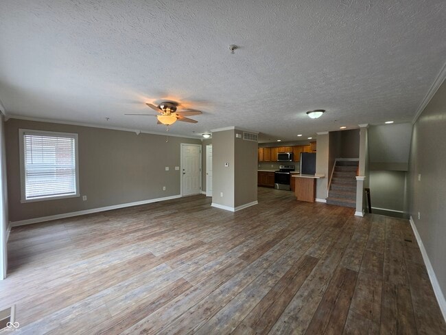 Photo - 1480 Royal View Ln