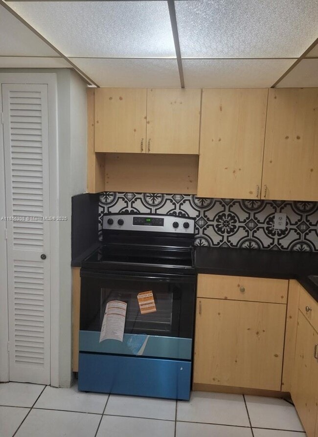 Photo - 1350 NE 191st St Unit B102