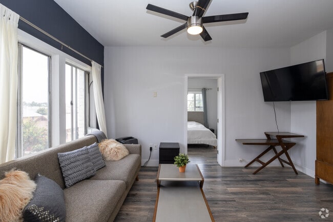 Living room Unit 300 1BR 1 BA 750 SF