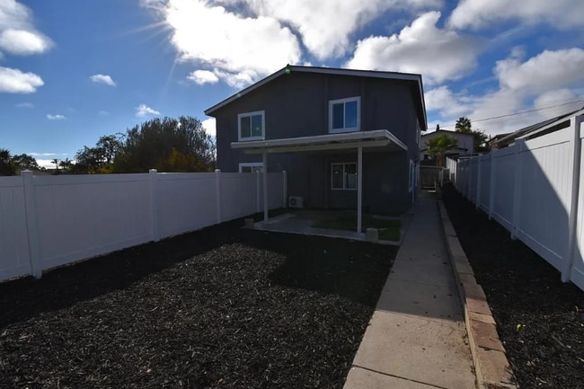 Building Photo - 880 41st St Rental