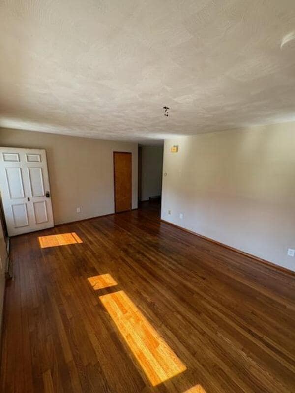 Photo - 476 Laurel Woods Dr