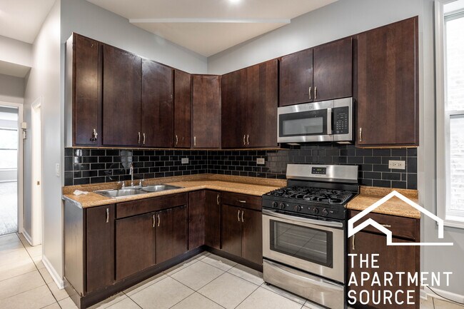 Photo - 1711 N Kedzie Ave