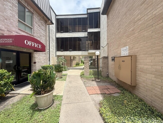 Photo - 8415 Hearth Dr Unit 36