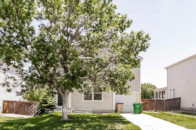 Building Photo - 1320 Bluebird St