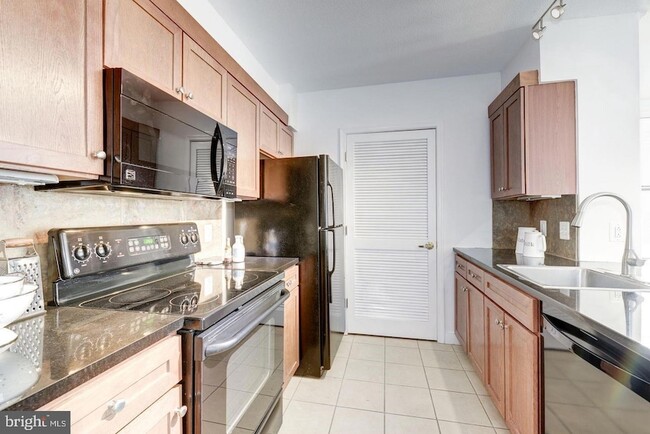 Photo - 631 D Street NW Unit 526