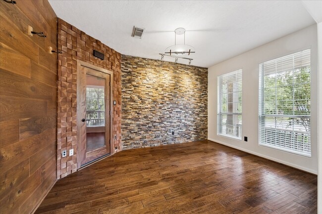 Photo - 23814 Seventh Heaven