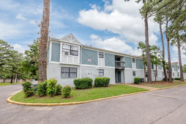 Photo - Emberly (NEW)