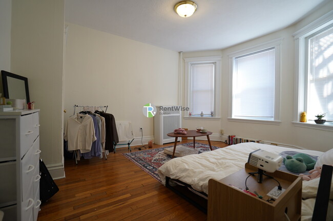 Photo - 110 Warren St Apartment Unit 15