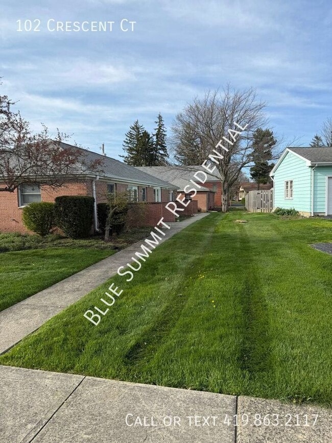 Photo - 102 Crescent Ct