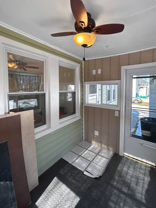 Photo - Welcome to this charming 2-bedroom, 1-bathroom home located in the heart of Crescent Township, PA