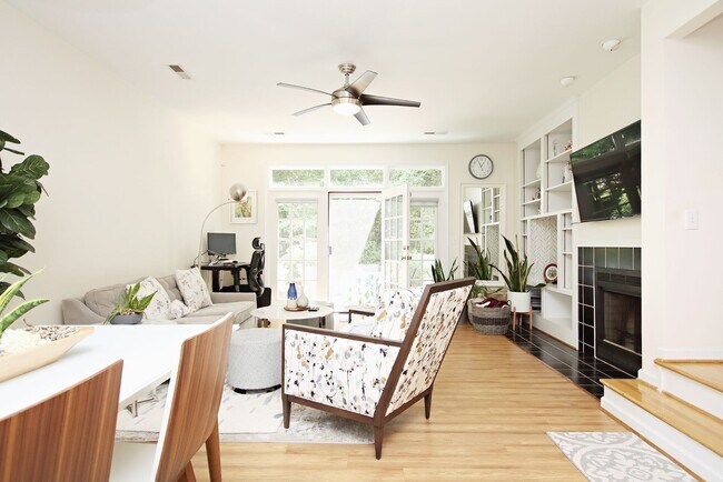 Photo - Light-Filled End-Unit Townhome in Forest Lakes North