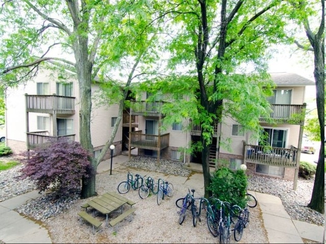 Photo - Courtyard Flatlets
