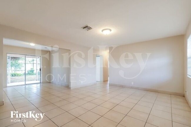 Photo - 4180 NW 34th Way