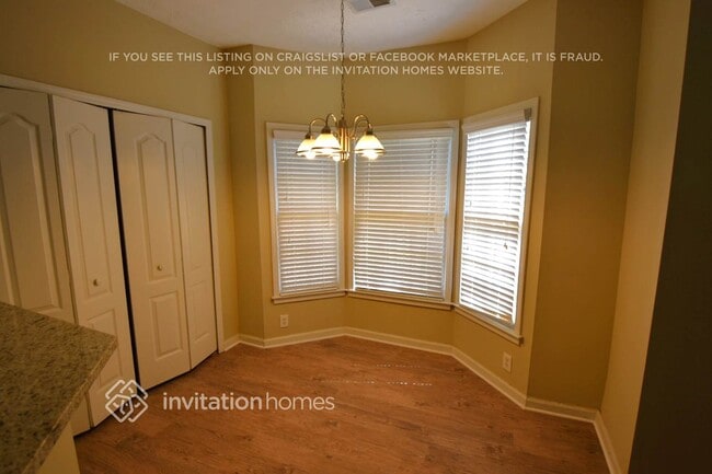 Photo - 1810 Fairpointe Trce