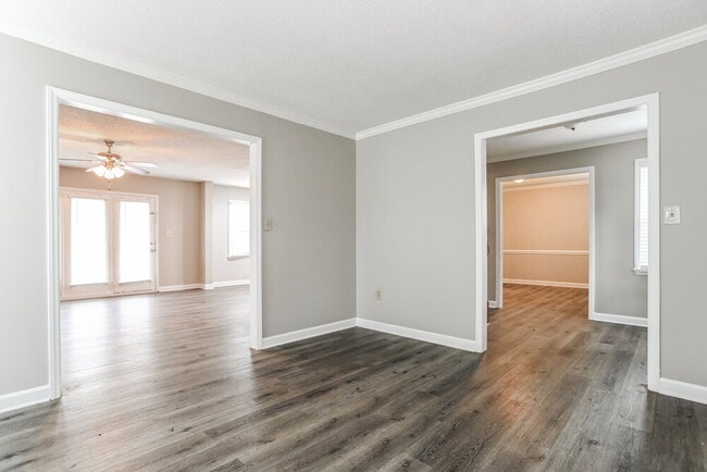 Photo - 9313 Fairmead Dr