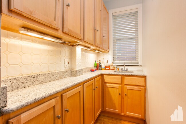 Photo - 1538 W Wrightwood Ave Unit 1