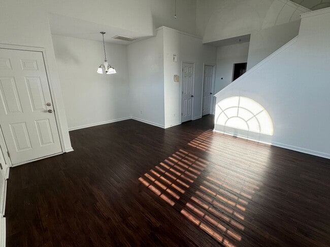 Photo - 12069 Stratfield Pl Cir