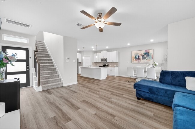 Building Photo - 14839 Slow River Ave